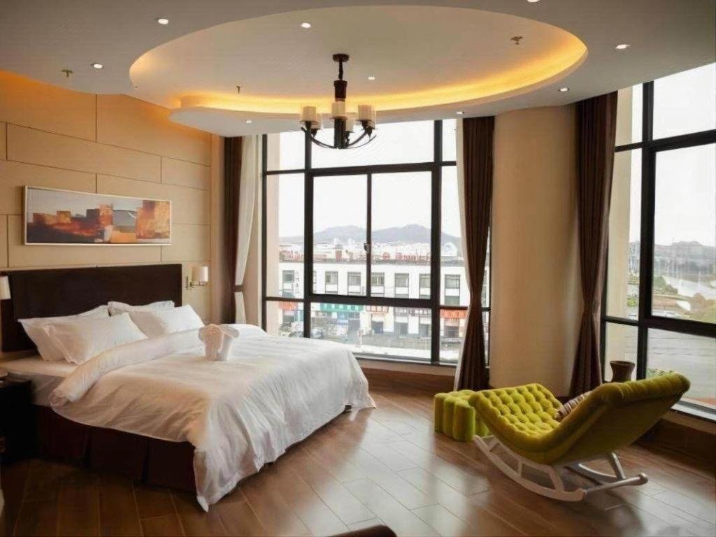 Jinjiang Metropolo Hotel - Liyang Tianmu Lake Changzhou  Extérieur photo