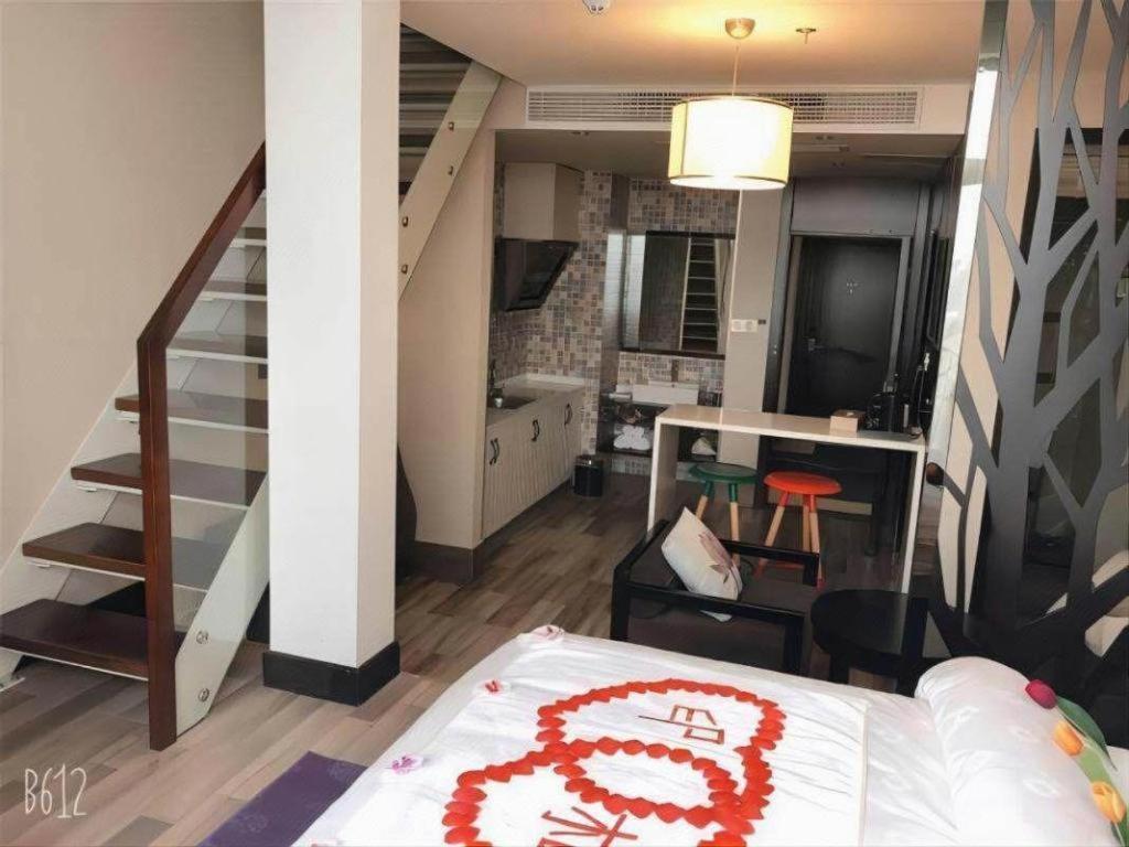 Jinjiang Metropolo Hotel - Liyang Tianmu Lake Changzhou  Extérieur photo