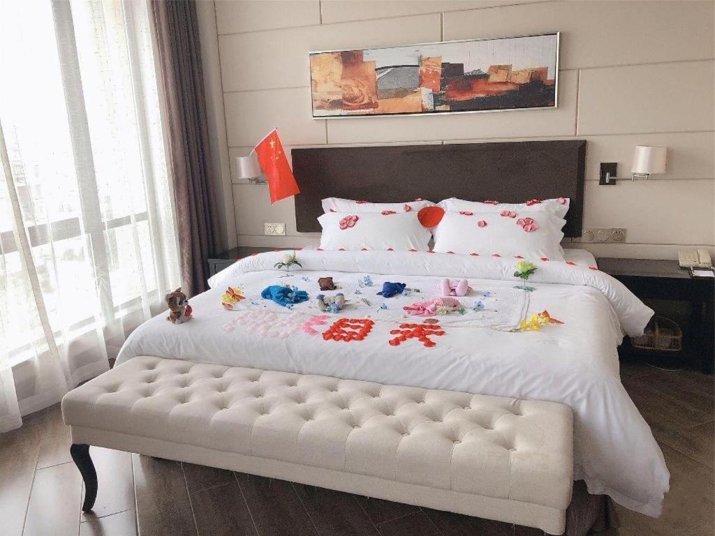 Jinjiang Metropolo Hotel - Liyang Tianmu Lake Changzhou  Extérieur photo