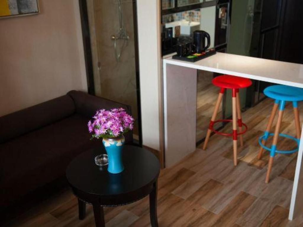 Jinjiang Metropolo Hotel - Liyang Tianmu Lake Changzhou  Extérieur photo