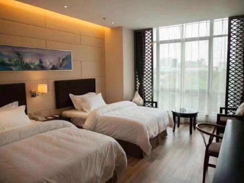 Jinjiang Metropolo Hotel - Liyang Tianmu Lake Changzhou  Extérieur photo