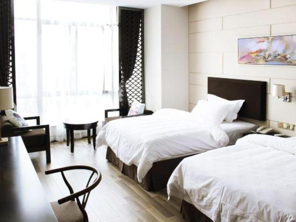 Jinjiang Metropolo Hotel - Liyang Tianmu Lake Changzhou  Extérieur photo