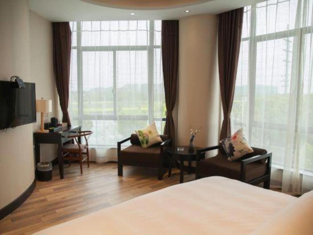 Jinjiang Metropolo Hotel - Liyang Tianmu Lake Changzhou  Extérieur photo